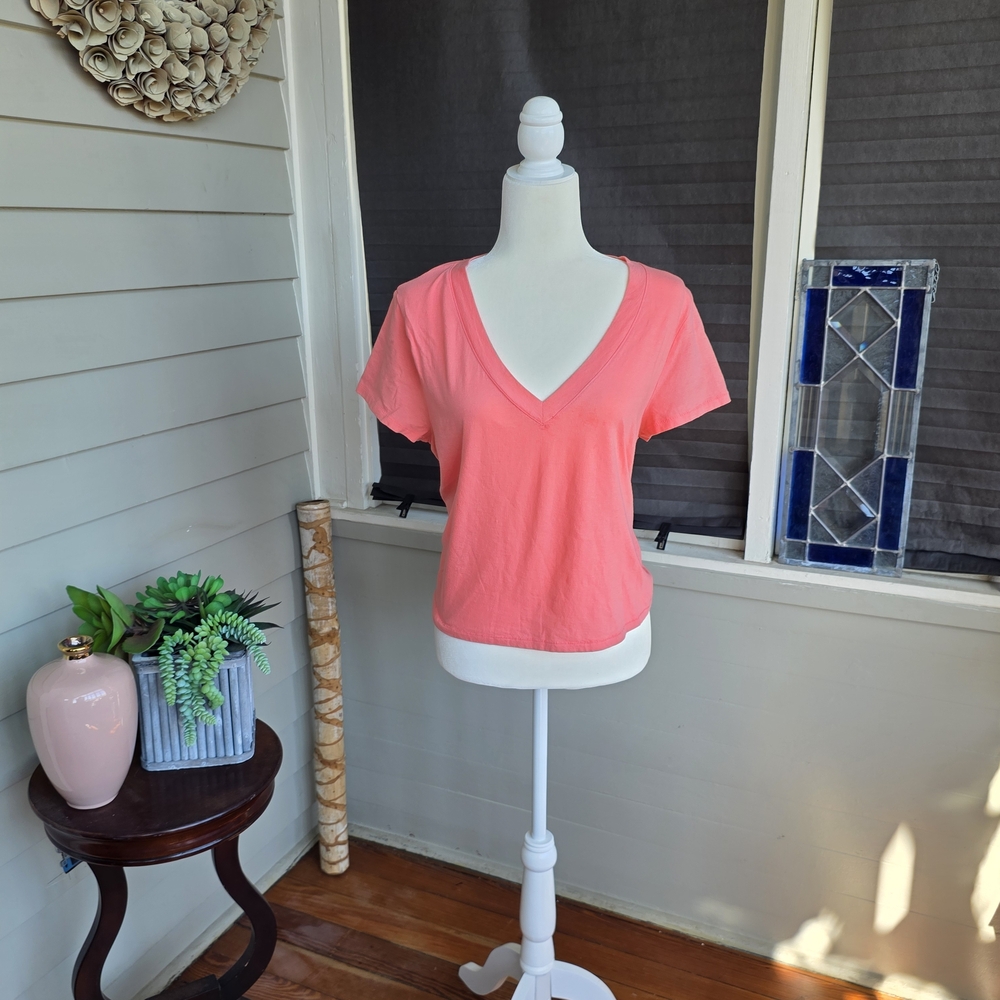 Universal Thread Tshirts (2).